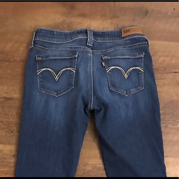 price of levi jeans